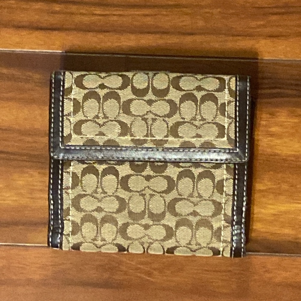 Coach Wallet - Picture 2 of 6